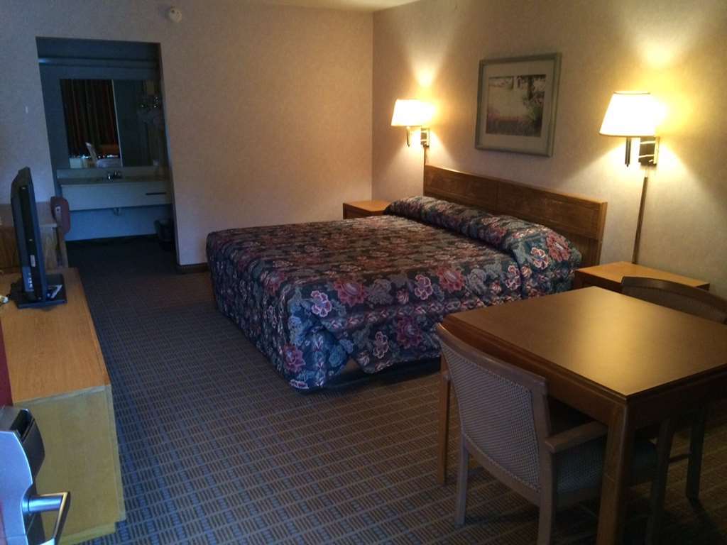 Town And Country Inn Suites Spindale Forest City Rum bild